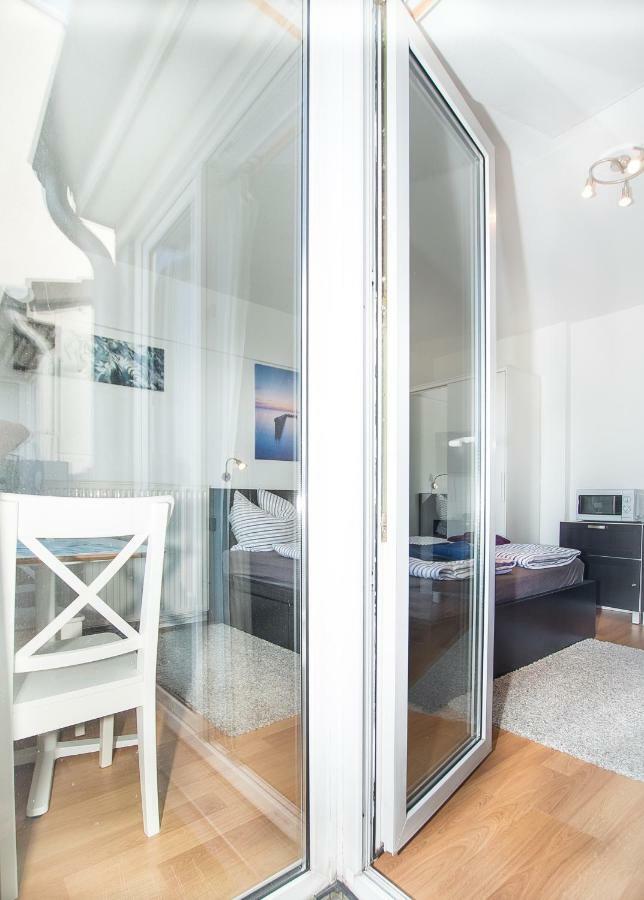 Business & Tourist Apartment Düsseldorf Exterior foto